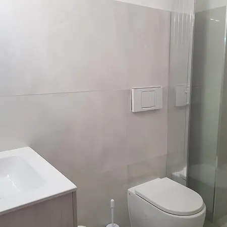 شقة Vacanze Baia Luna 7 *