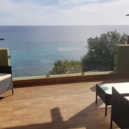 Apartamento Vacanze Baia Luna *